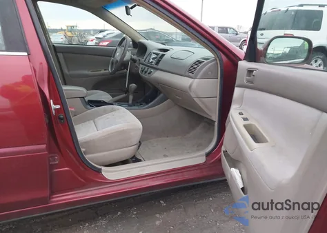 2004 Toyota Camry Le from USA, damaged, VIN 4T1BE32K74U277930